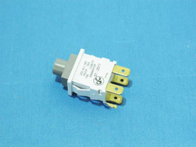 ВЫКЛЮЧАТЕЛЬ